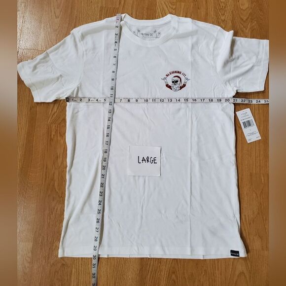 Hurley Everyday Washed Sleighing It T-shirt - Picture 11 of 15